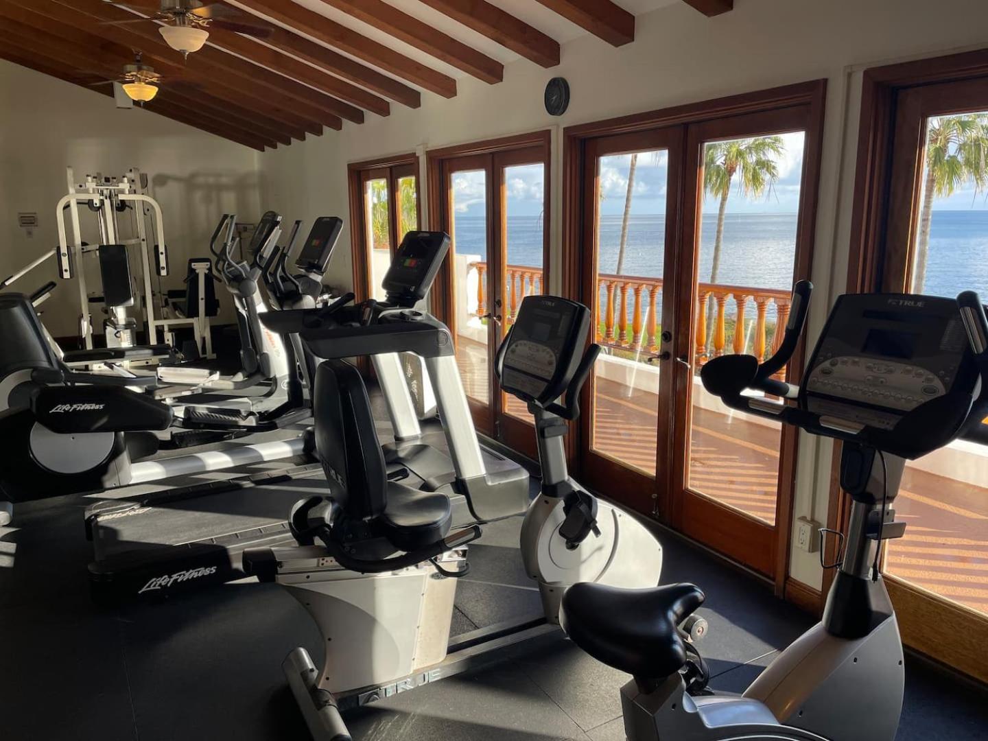 Catalina Island Getaway With 6 Seat Golf Cart Ac Apartment อาวาลอน ภายนอก รูปภาพ