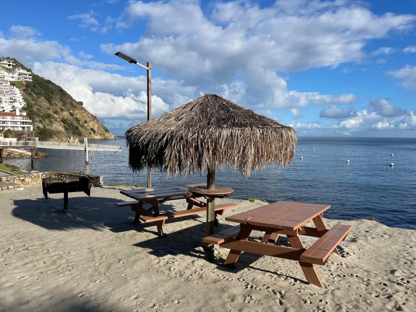 Catalina Island Getaway With 6 Seat Golf Cart Ac Apartment อาวาลอน ภายนอก รูปภาพ